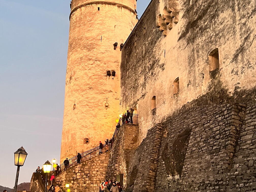 23-12-17 16-42-00 8142